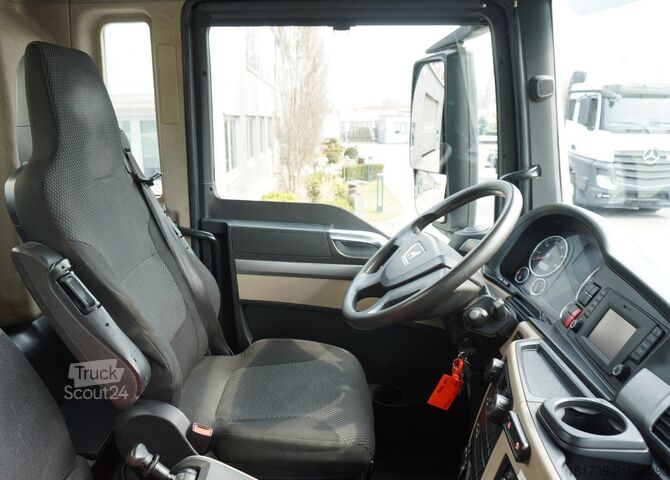 Plošina so žeriavom MAN TGS 26.420 6x4 / Fassi F215A.2.24