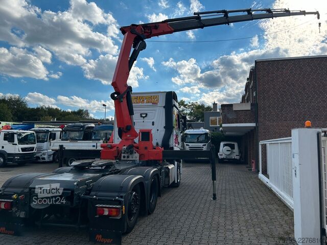 Macara montată pe camion MERCEDES-BENZ 2642 SZM mit PK26002-EH Kran + Seilwinde