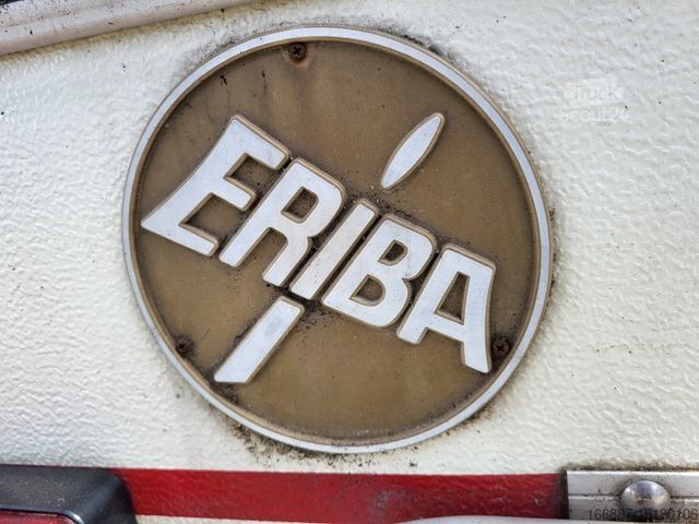 Caravan HYMER/ERIBA Pan Familia   D Frontküche - Nr. 34  (3)