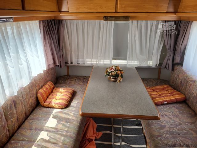 Caravan HYMER/ERIBA Pan Familia   D Frontküche - Nr. 34  (3)