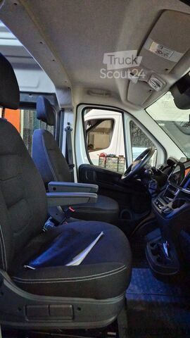 Microbuz FIAT Ducato 9 Sitzer Mobility Airlineboden Rolli
