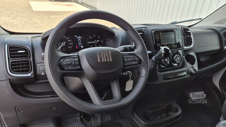 Microbuz FIAT Fiat Ducato 9 Sitzer Systemboden Rolli Stock