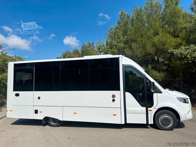 Minibus MERCEDES-BENZ 30 Sitzer Schul- Transferbus 519 Lagerfahrzeug