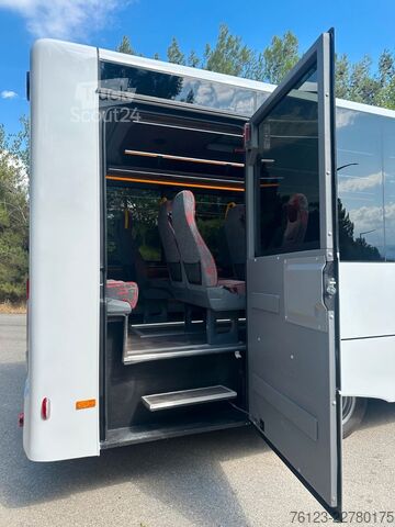 Minibus MERCEDES-BENZ 30 Sitzer Schul- Transferbus 519 Lagerfahrzeug