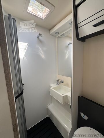 Polointegrovaný obytný vůz Forster T699EB-Hubbett-Sat-TV-Markise-sofort