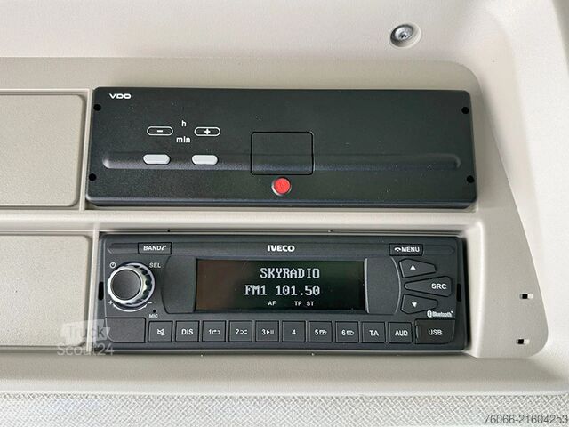 Платформа за зареждане Iveco T-Way AT380T47WH AT Flatbed Truck (10 units)