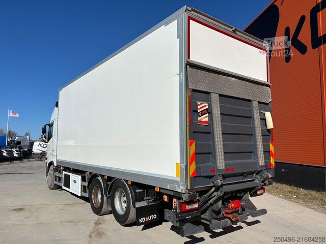 Refrigerated/freezer transport Volvo FH 500 6x4 SUPRA 1150 U Mt / BOX L=7416 mm / RE...
