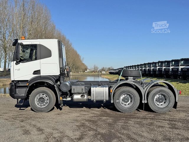 Стандарт-СЗМ Iveco T-Way AT720T43TH AT ADR Tractor Head (10 units)