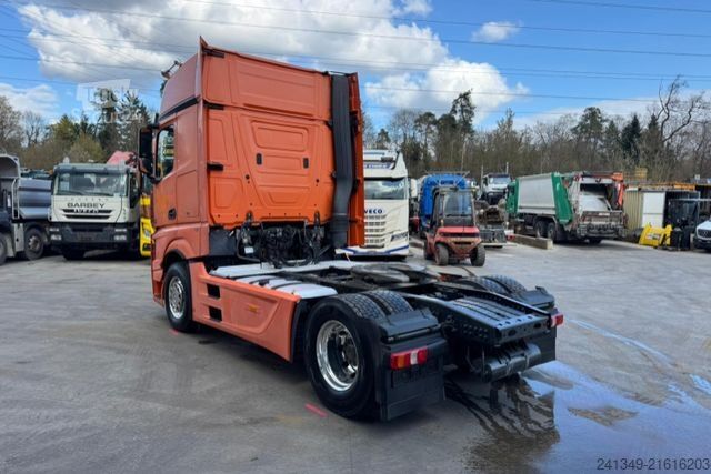 Standard tractor unit MERCEDES-BENZ Actros 1851 4x2