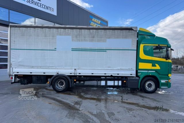 Flatbed truck with tarp SCANIA R490 4x2