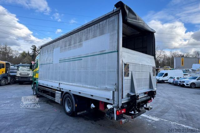 Flatbed truck with tarp SCANIA R490 4x2