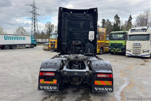 Standard tractor unit VOLVO FH-500 4x4H Hydraulik