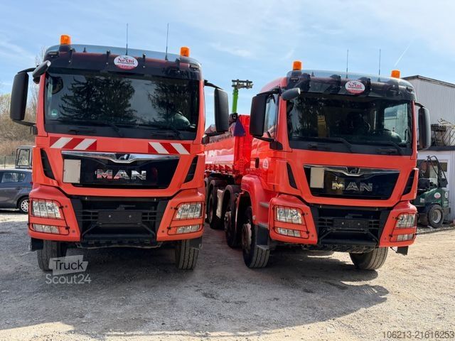 Tipper truck MAN TGS 35.420 8X4 Bordmatik,Retarder,Klima,