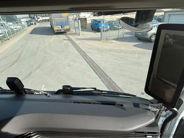 Standard tractor unit IVECO S Way 500 Retarder Doppel Tank Standklima E6