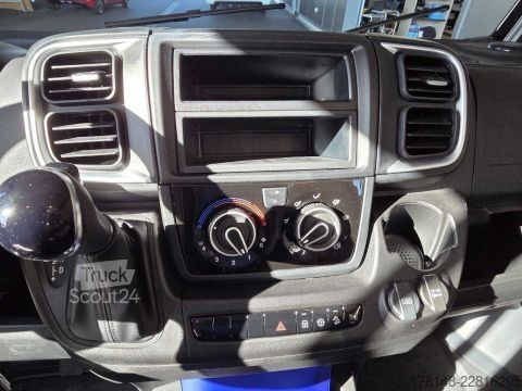 Інтегрований автокемпер Carado I 338 pro+