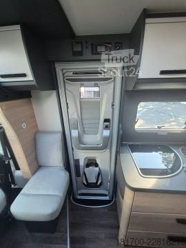 Autorulotă semi-integrată Knaus L!VE TI 650 MEG Platinum Selection TraumMobil*160*Autom*L-Sitz