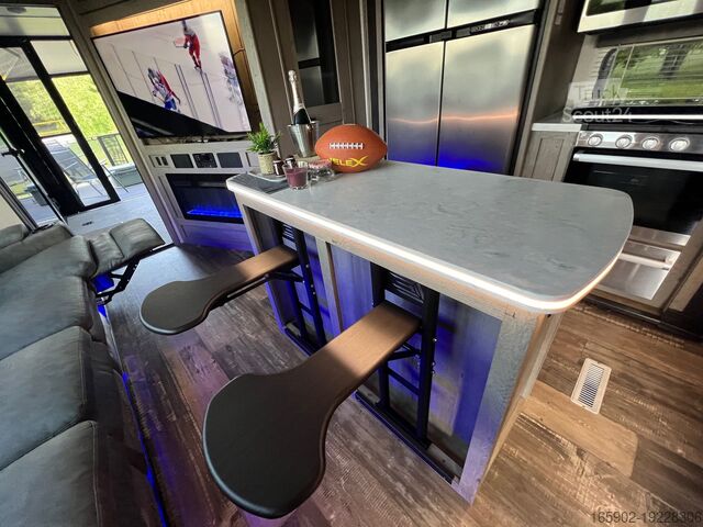 Caravan/camper Keystone Raptor USA Wohnauflieger Pick Up