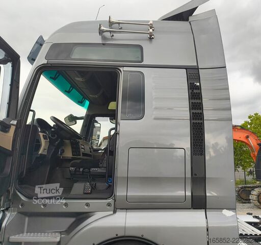MAN TGX 18.510 Lowliner (52) MAN TGX 18.510 Lowliner (52)