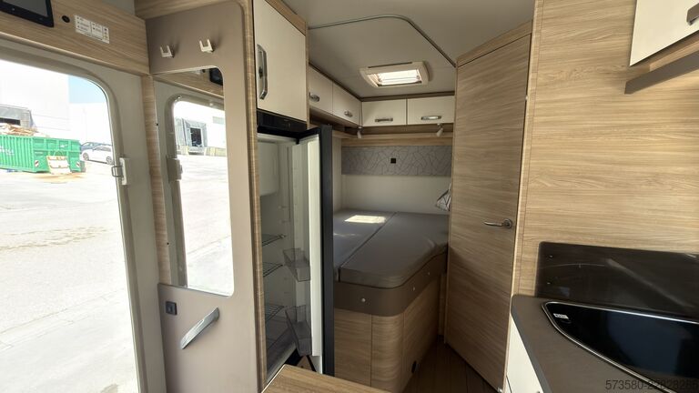 Husbil Fiat Ducato Weinsberg Carasuite 650MF, Baujahr 2024 | Schaltgetriebe | 5 Schlaf