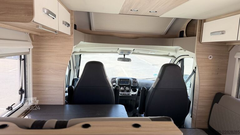 Husbil Fiat Ducato Weinsberg Carasuite 650MF, Baujahr 2024 | Schaltgetriebe | 5 Schlaf