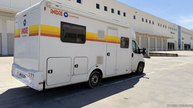 Husbil Fiat Ducato Weinsberg Carasuite 650MF, Baujahr 2024 | Schaltgetriebe | 5 Schlaf