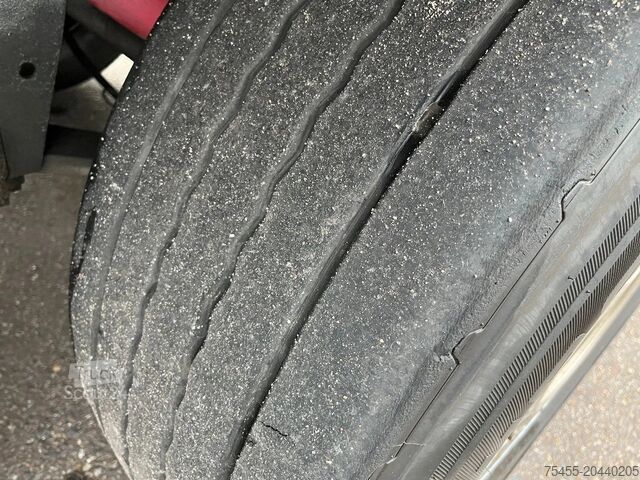 čemodāns SCHMITZ CARGOBULL SCB*S3B - Dhollandia 2.000kg - 65.132