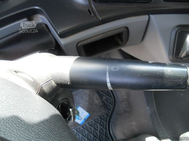 Camion cu macara și benă basculantă trilaterală Mercedes-Benz Actros 2548