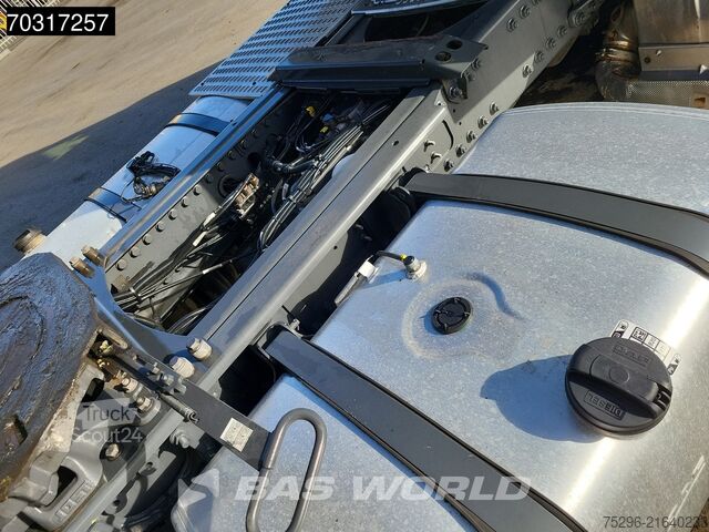 Volumetrekker DAF XG 480 4X2 Mega Retarder 2xTanks