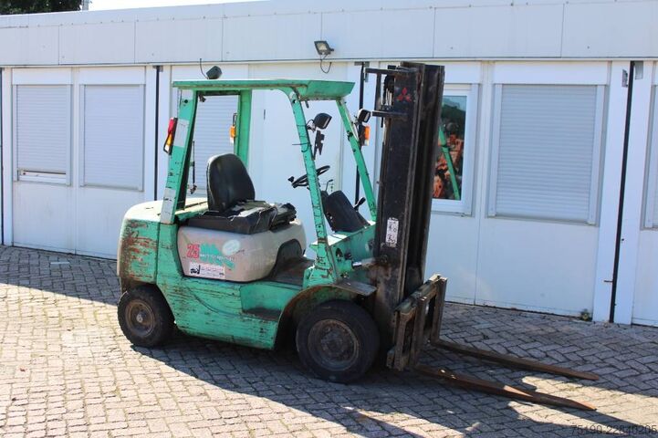 Gabelstapler Mitsubishi FD 25