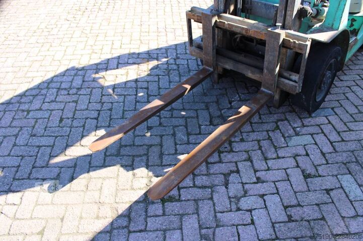 Gabelstapler Mitsubishi FD 25