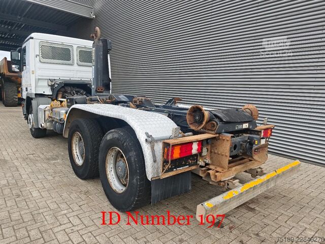 Система за рамо с кука Mercedes-Benz Actros 2641 6x4 HiabMultilift XR21S51