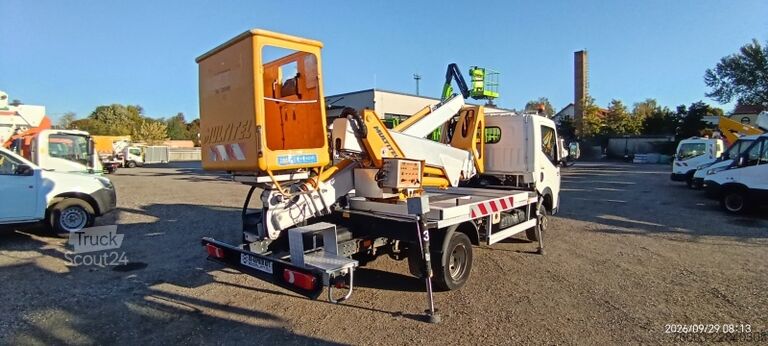 Dobozos furgon Renault Maxity Multitel MX200 - 20 m