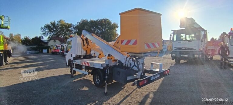 Dobozos furgon Renault Maxity Multitel MX200 - 20 m