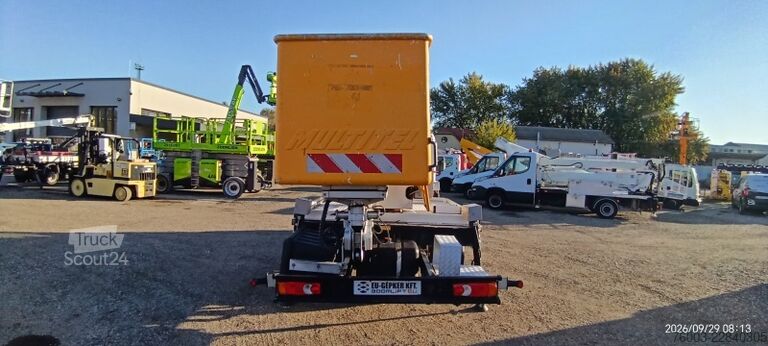 Dobozos furgon Renault Maxity Multitel MX200 - 20 m