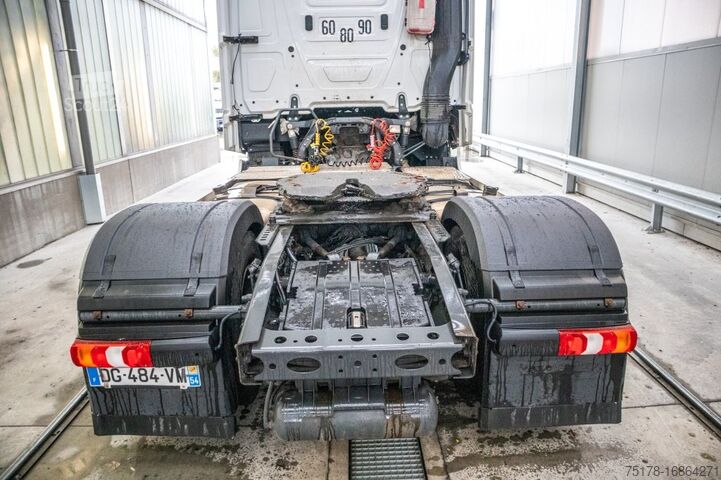 Standard-SZM MERCEDES ACTROS 1845LS+E6+VOITH
