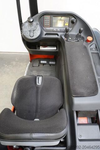 Wózek wysokiego składowania Linde R 25 1120