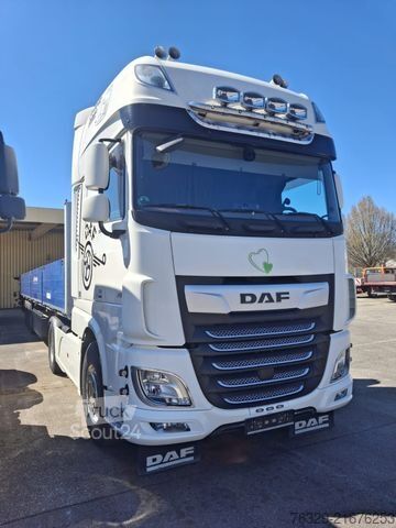 Tractor estándar DAF 