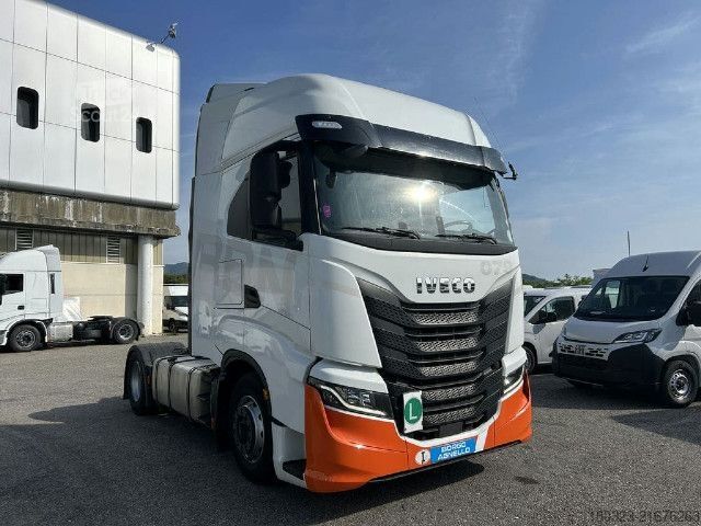 Tractor estándar IVECO AS440S48T/P