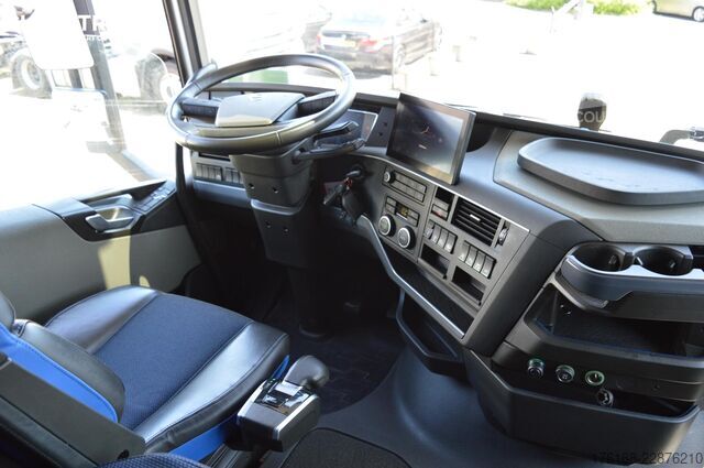 Standardni vlačilec VOLVO FH 460 Globetrotter XL i-Save
