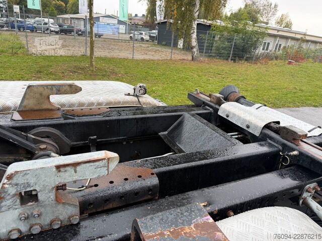 Āķa konteineru automašīna VOLVO FMX 460 6x4 liftachse Abrollkipper KRAN 13m FUNK