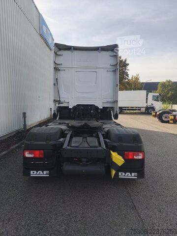 Standard nyergesvontató DAF FT XG 530