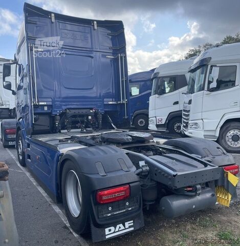 Standard nyergesvontató DAF FT XG 530