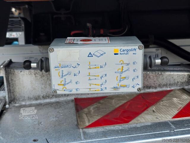 Kuorma-auto umpikorilla VOLVO FL 280*FALTWANDKOFFER*TEMP*1.5T LBW* SCHLAFKAB