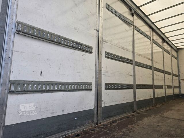 Kuorma-auto umpikorilla VOLVO FL 280*FALTWANDKOFFER*TEMP*1.5T LBW* SCHLAFKAB
