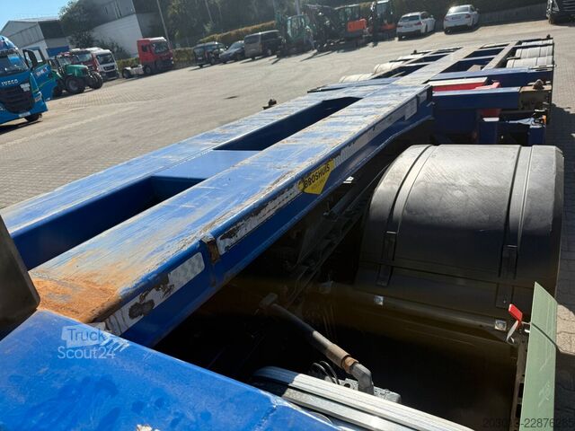 Maināmās virsbūves puspiekabe BROSHUIS MFCC-HD L2C8 Containerauflieger