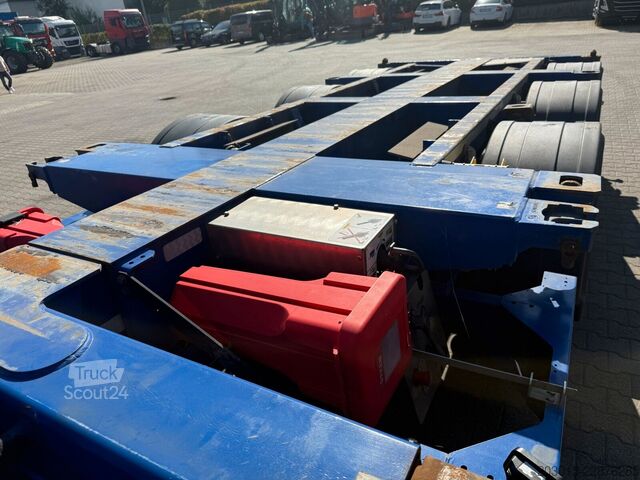 Maināmās virsbūves puspiekabe BROSHUIS MFCC-HD L2C8 Containerauflieger