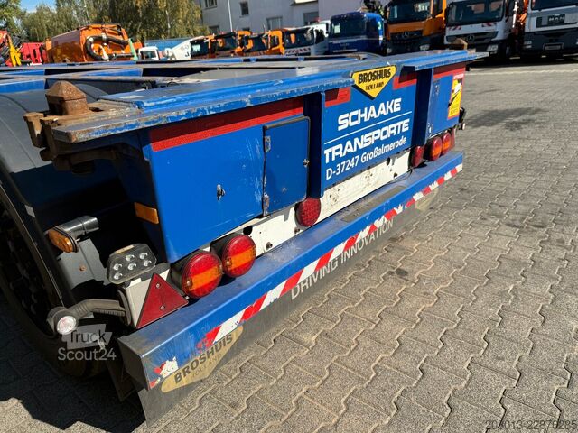 Maināmās virsbūves puspiekabe BROSHUIS MFCC-HD L2C8 Containerauflieger