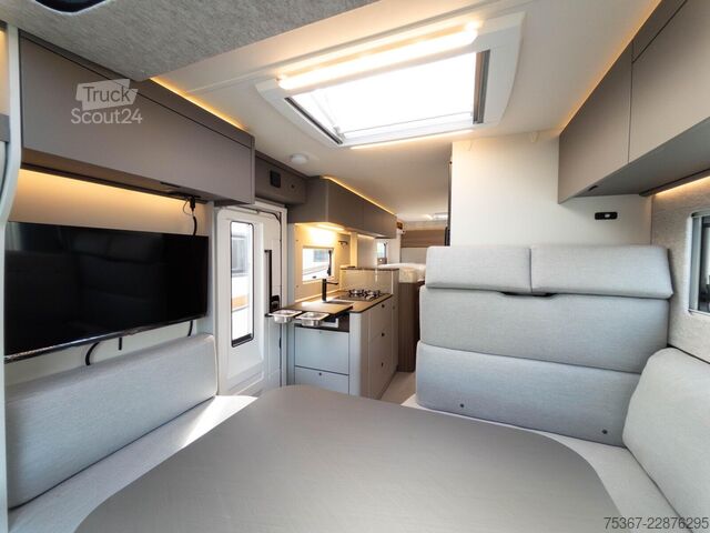 Daļēji integrēta kemperis LMC Cruiser 740 EL  Messeangebot CSD 2026