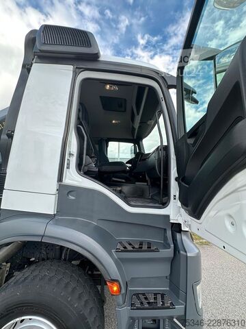 Pašizgāzējs kravas automašīna MERCEDES-BENZ Arocs 2545 Kipper/Kran/6x4-4/Lenkachse/128 tkm
