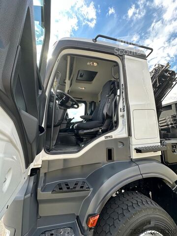 Pašizgāzējs kravas automašīna MERCEDES-BENZ Arocs 2545 Kipper/Kran/6x4-4/Lenkachse/128 tkm